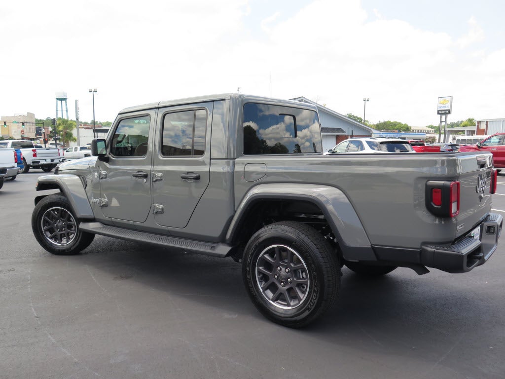 2021 Jeep Gladiator Overland