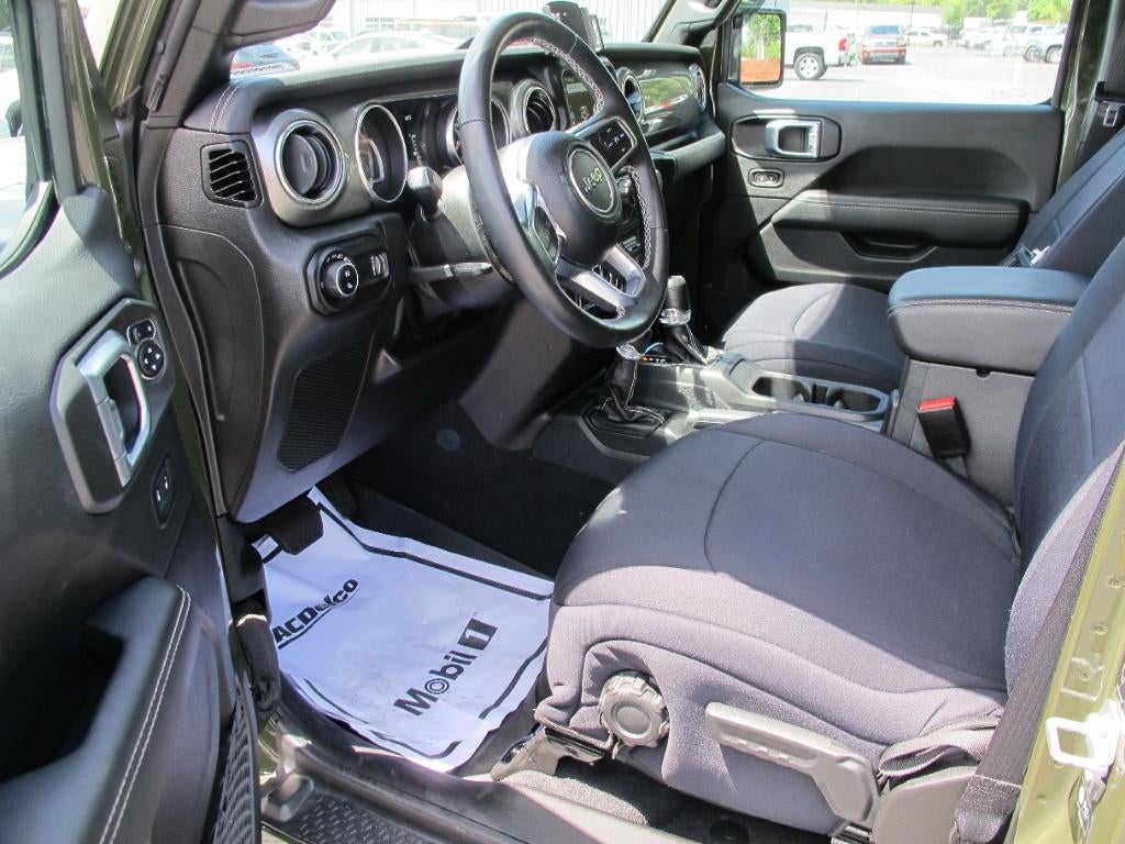 2023 Jeep Gladiator Overland