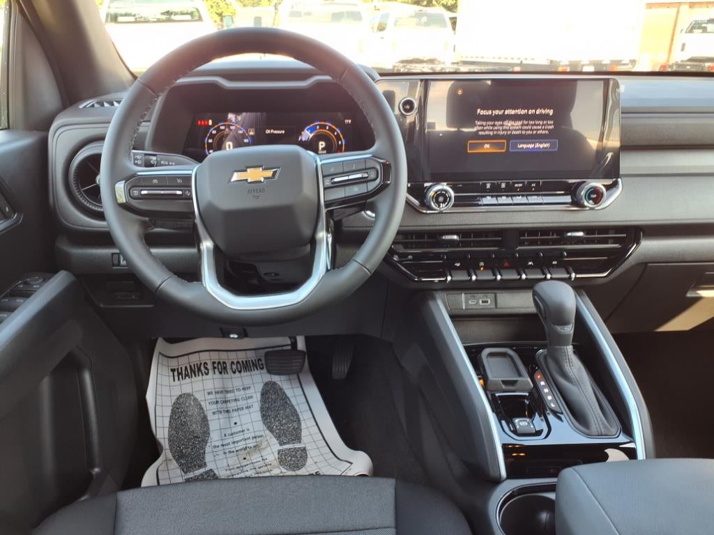 2025 Chevrolet Colorado WT/LT