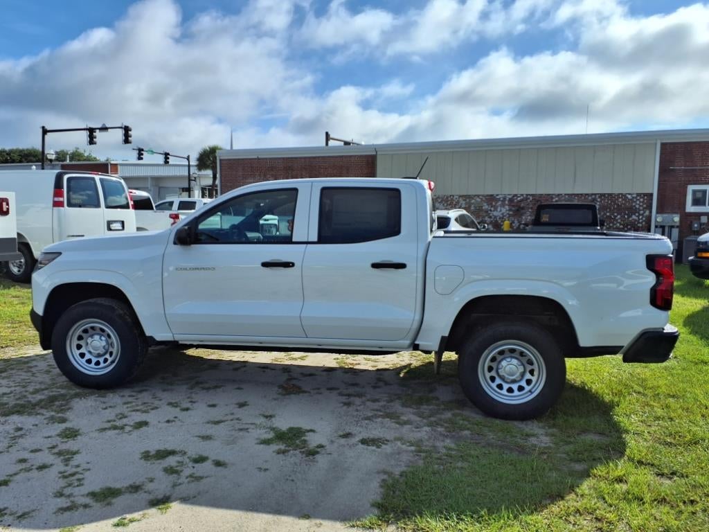 2025 Chevrolet Colorado WT/LT
