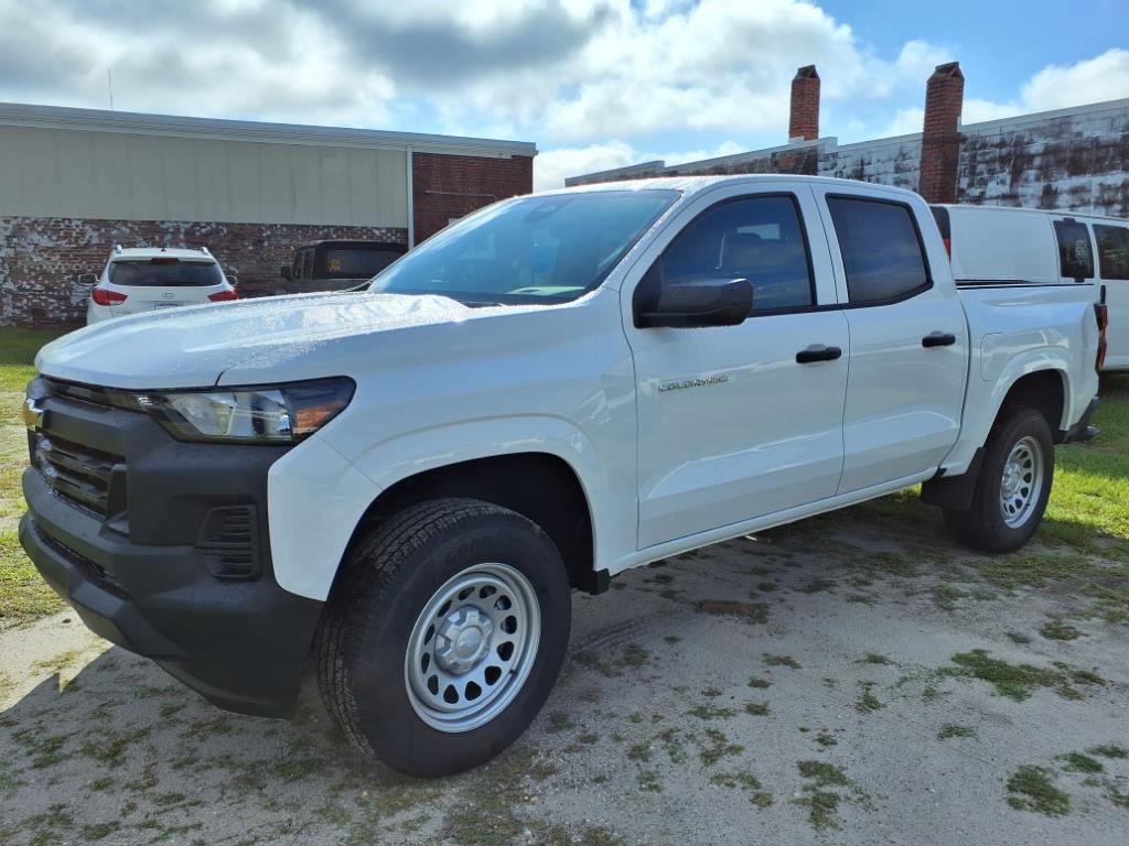 2025 Chevrolet Colorado WT/LT