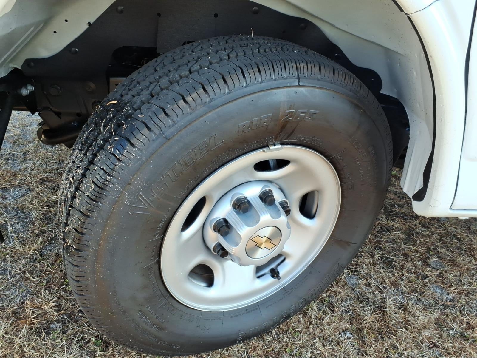 2025 Chevrolet Express Cargo 2500 WT