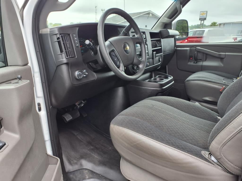 2024 Chevrolet Express Cargo 2500 WT