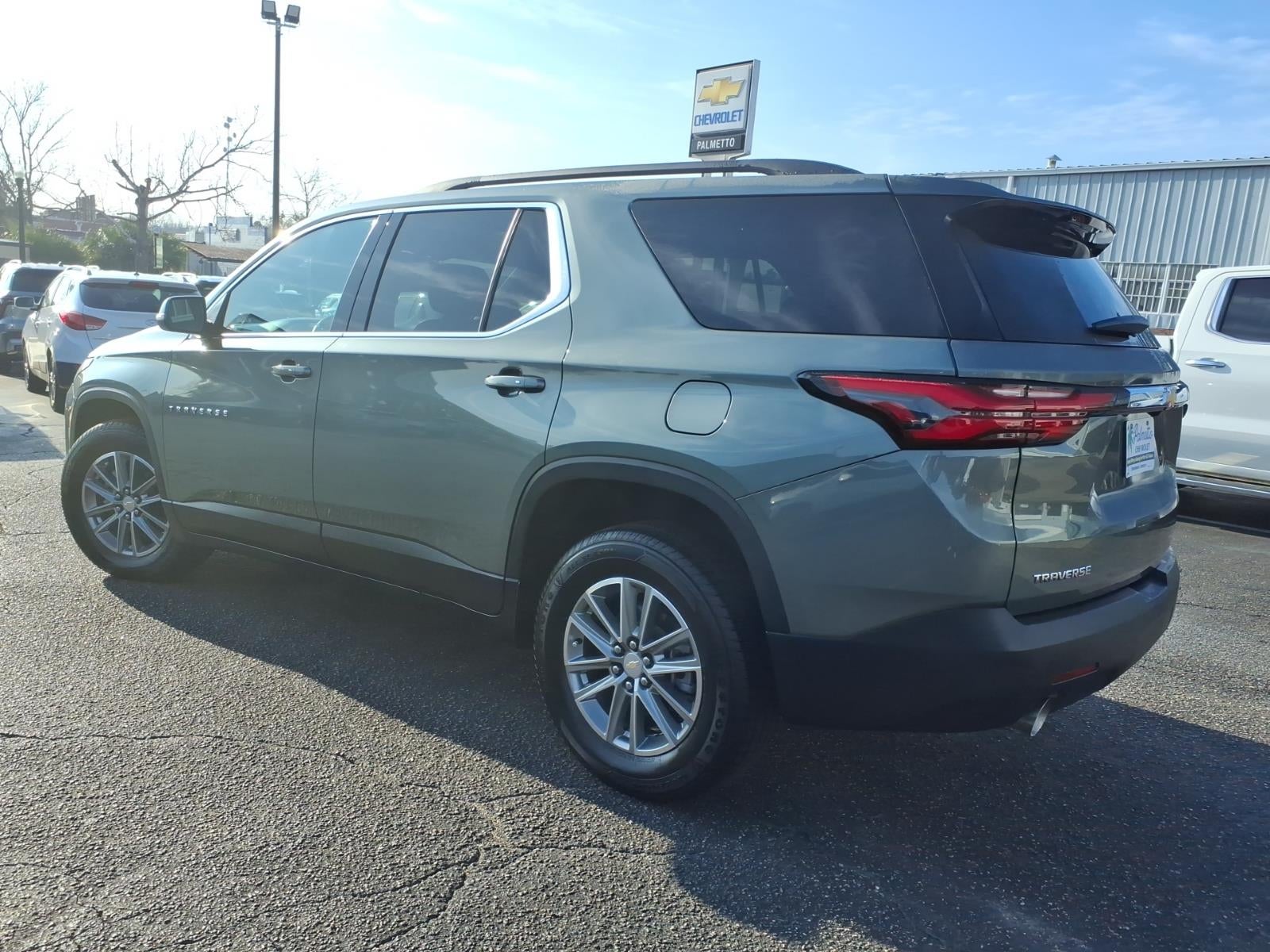 2023 Chevrolet Traverse LT Cloth