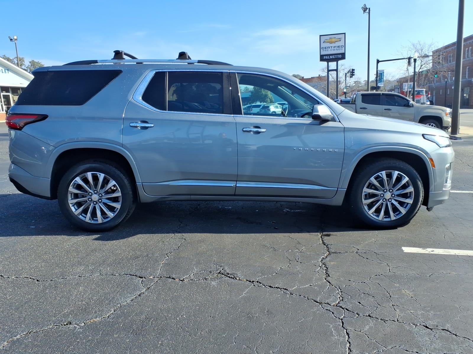2023 Chevrolet Traverse Premier
