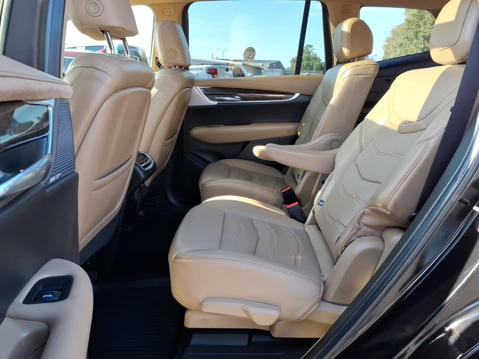 2023 Cadillac XT6 Sport