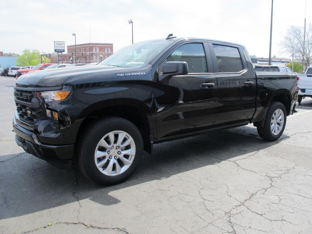 2024 Chevrolet Silverado 1500 Custom