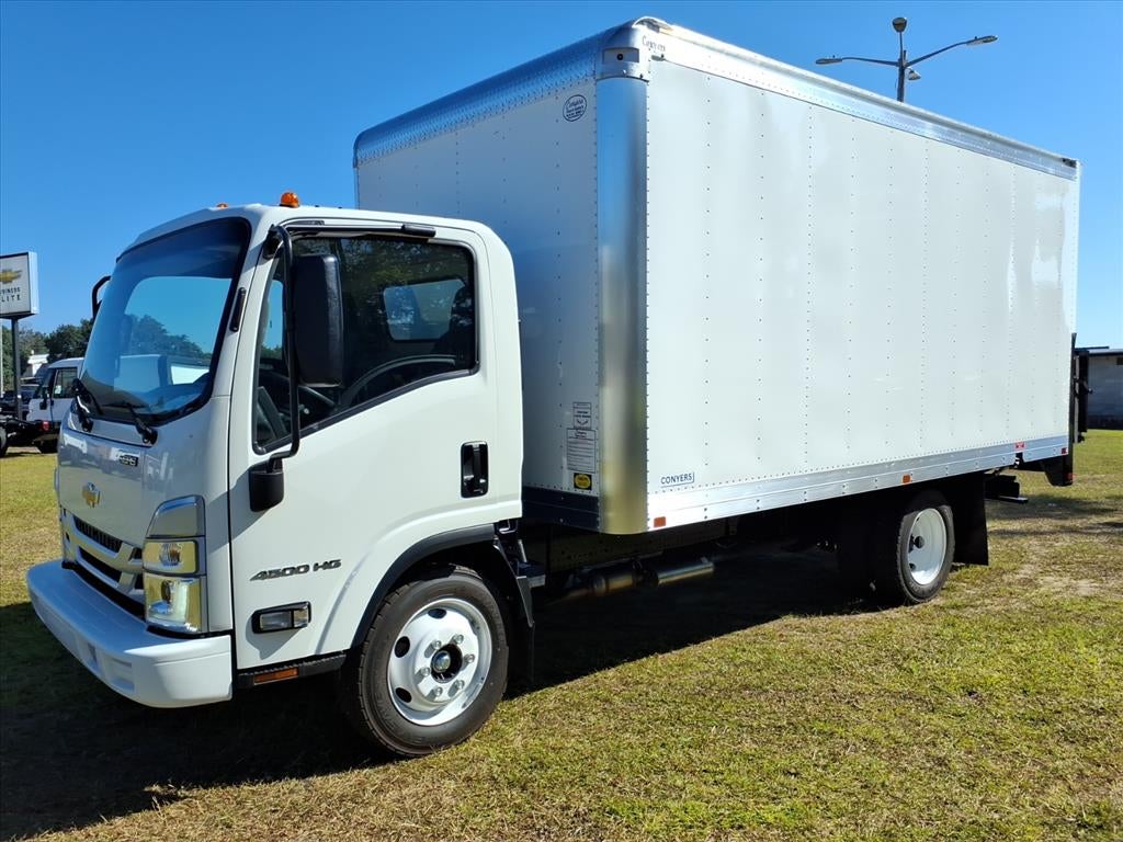 2025 Chevrolet Low Cab Forward 4500 NA