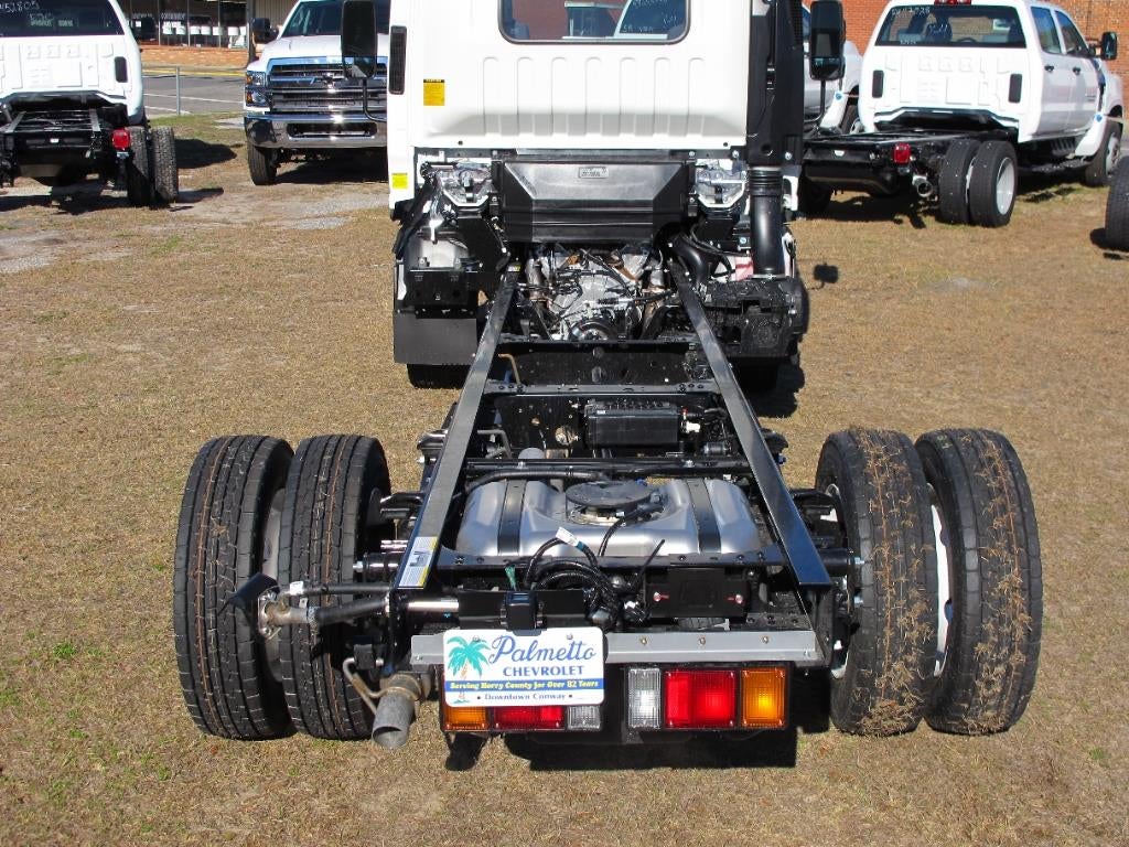 2025 Chevrolet Low Cab Forward 4500 NA