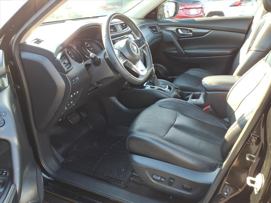 2020 Nissan Rogue SL