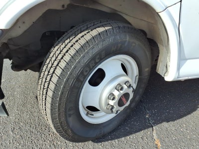 2020 GMC Savana Cutaway 3500 NA