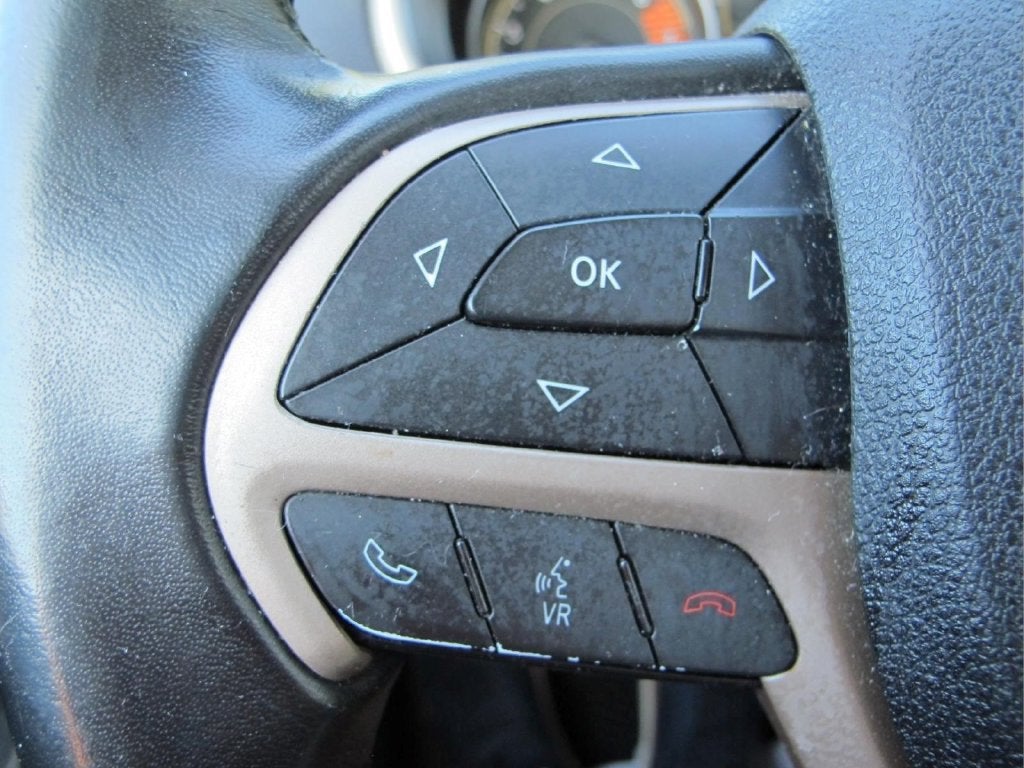 2016 Jeep Cherokee Altitude