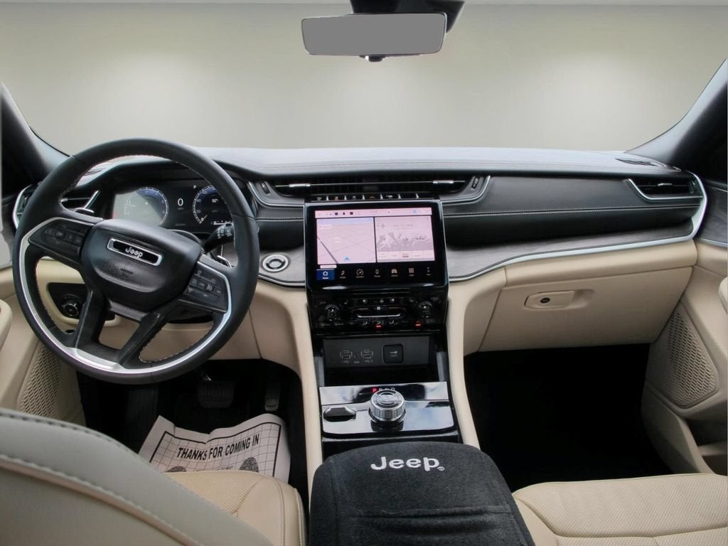 2025 Jeep Grand Cherokee L Limited 4x4