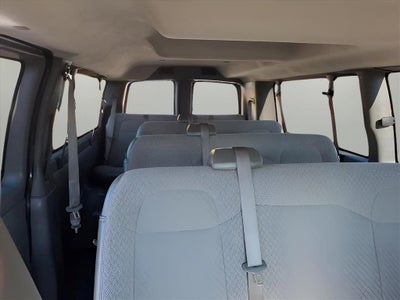 2025 Chevrolet Express Passenger 1LS