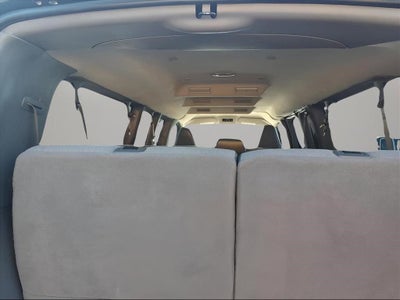 2025 Chevrolet Express Passenger 1LS