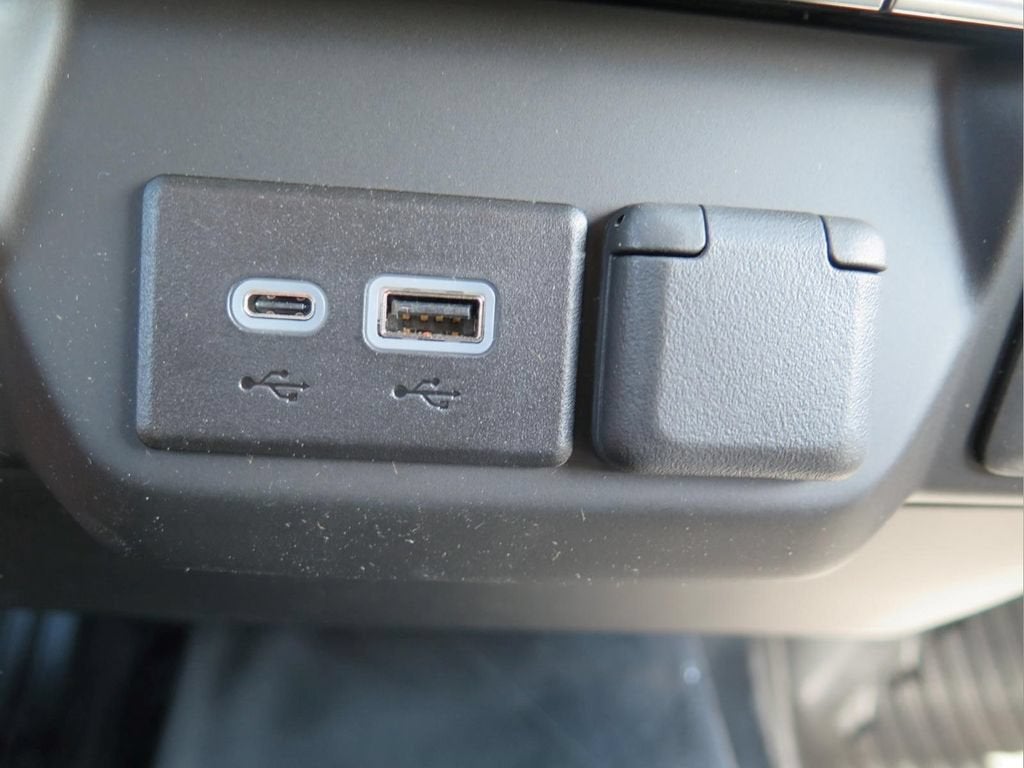 2026 Chevrolet Silverado 3500 HD WT DRW