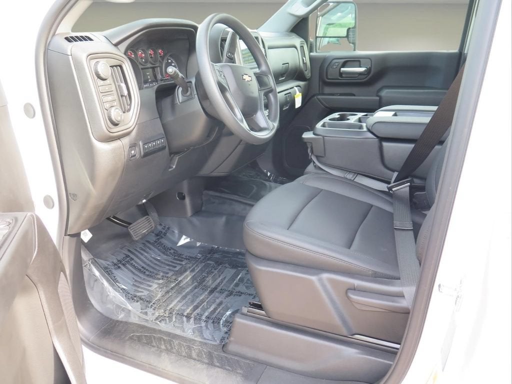 2026 Chevrolet Silverado 3500 HD WT DRW