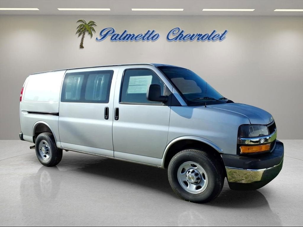 2026 Chevrolet Express Cargo WT