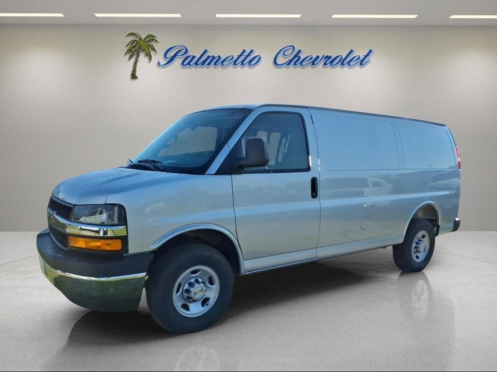 2026 Chevrolet Express Cargo WT
