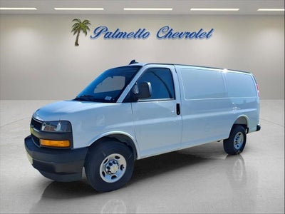 2025 Chevrolet Express Cargo WT