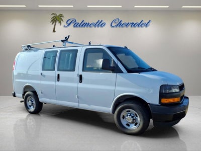 2025 Chevrolet Express Cargo WT
