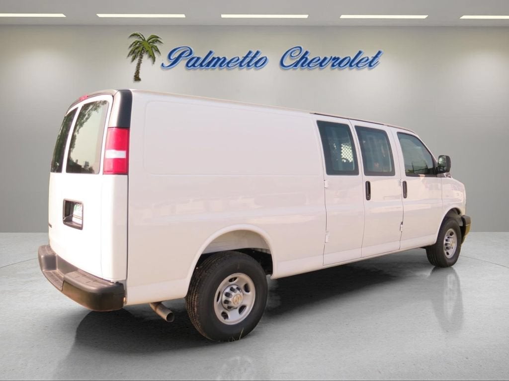2026 Chevrolet Express Cargo WT