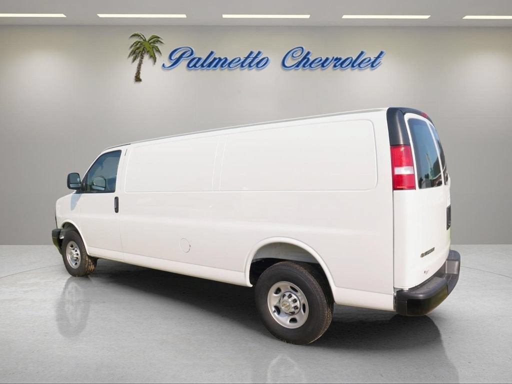 2026 Chevrolet Express Cargo WT