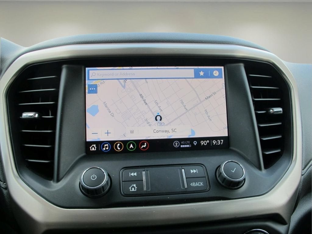 2022 GMC Acadia Denali