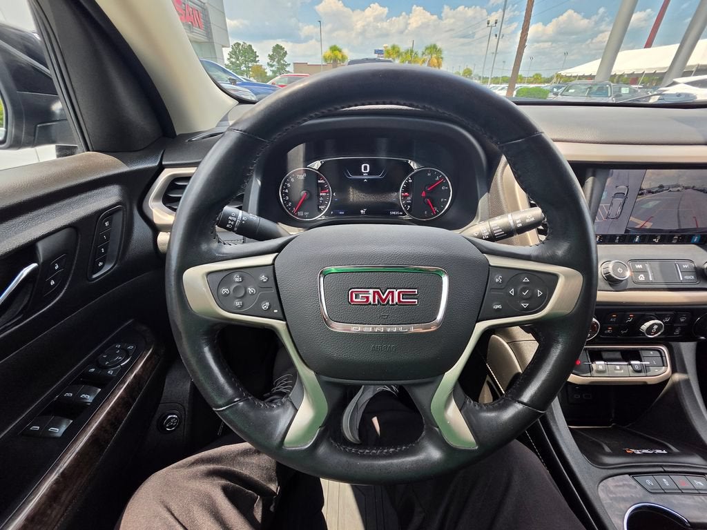 2022 GMC Acadia Denali
