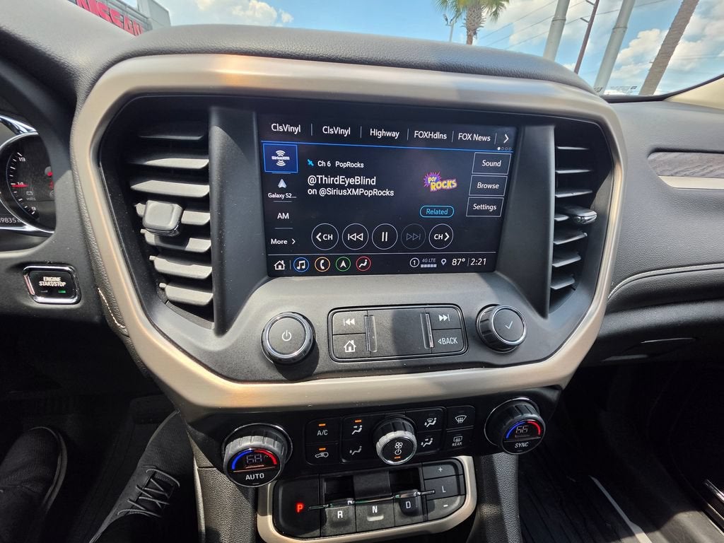 2022 GMC Acadia Denali
