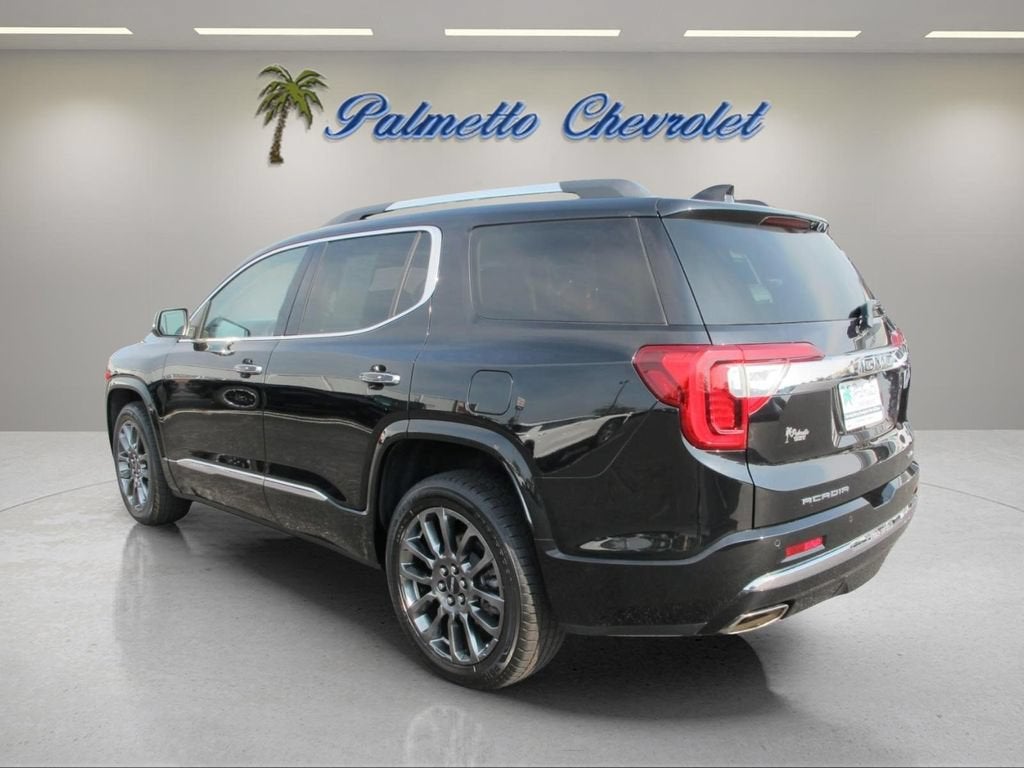 2022 GMC Acadia Denali