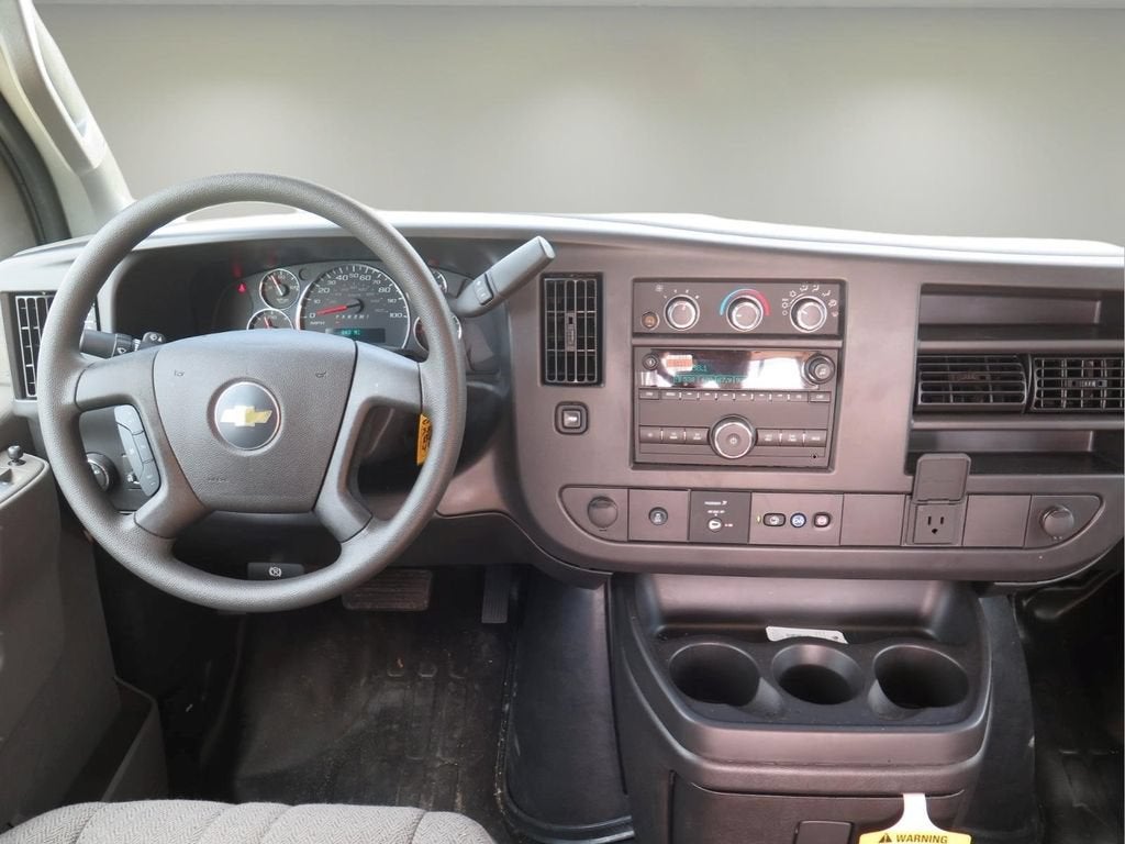 2026 Chevrolet Express Cutaway 3500 1WT