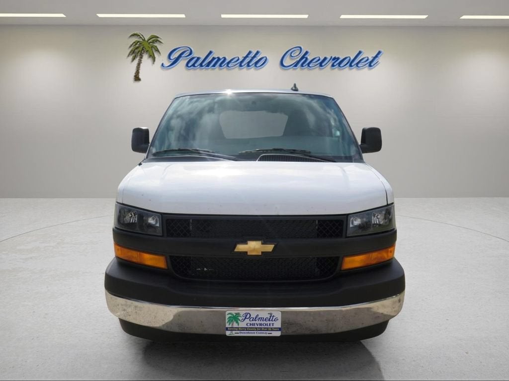2026 Chevrolet Express Cutaway 3500 1WT