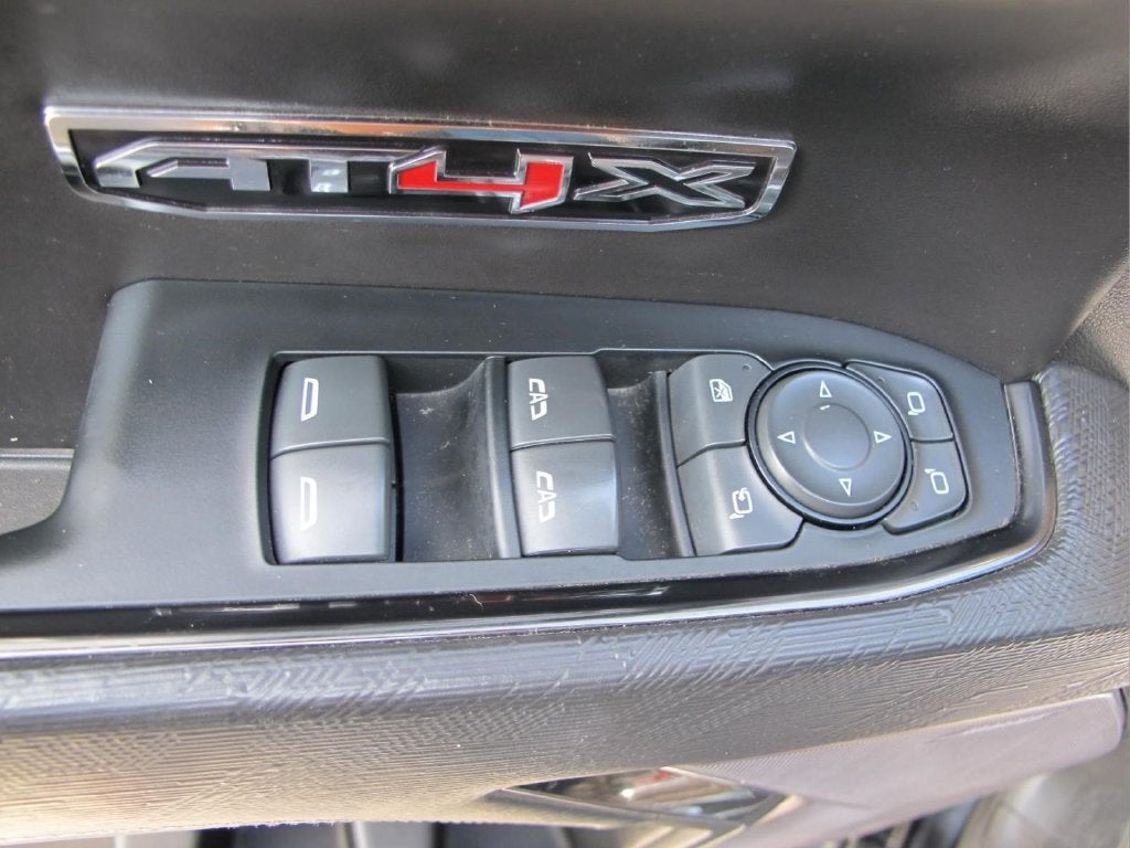 2023 GMC Sierra 1500 AT4X