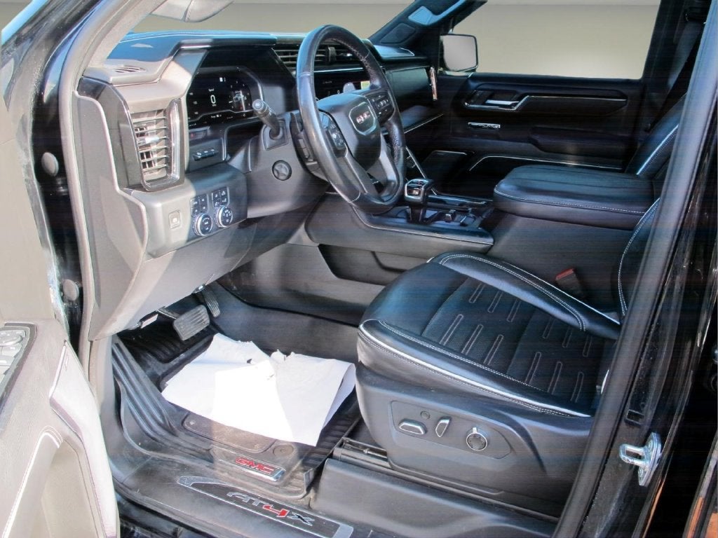 2023 GMC Sierra 1500 AT4X