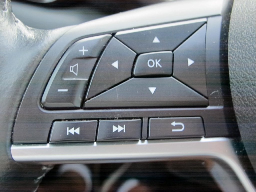 2022 Nissan Sentra SV Xtronic CVT