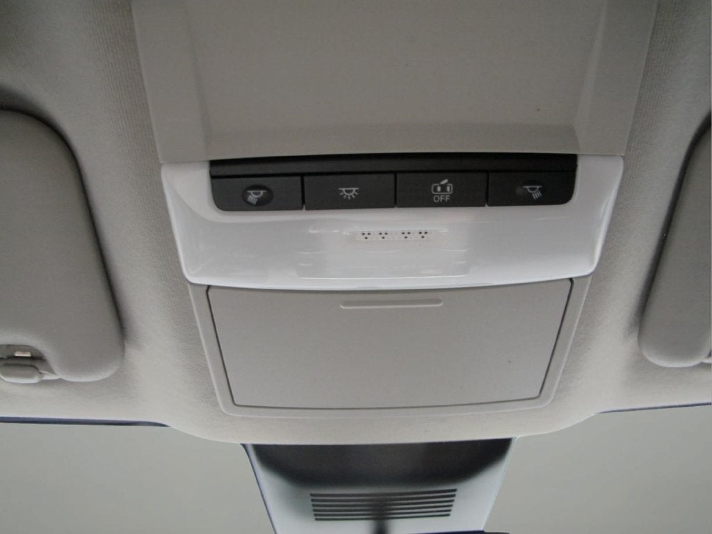 2022 Nissan Sentra SV Xtronic CVT
