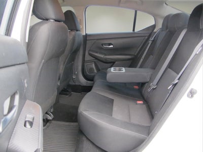 2022 Nissan Sentra SV Xtronic CVT