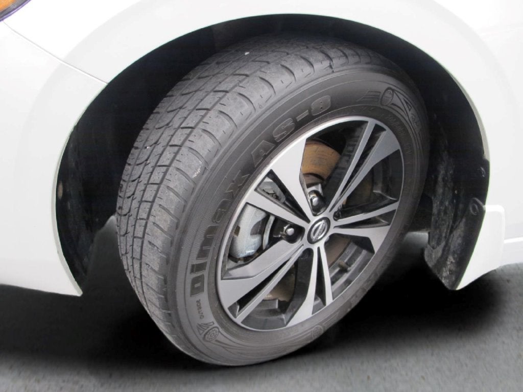 2022 Nissan Sentra SV Xtronic CVT