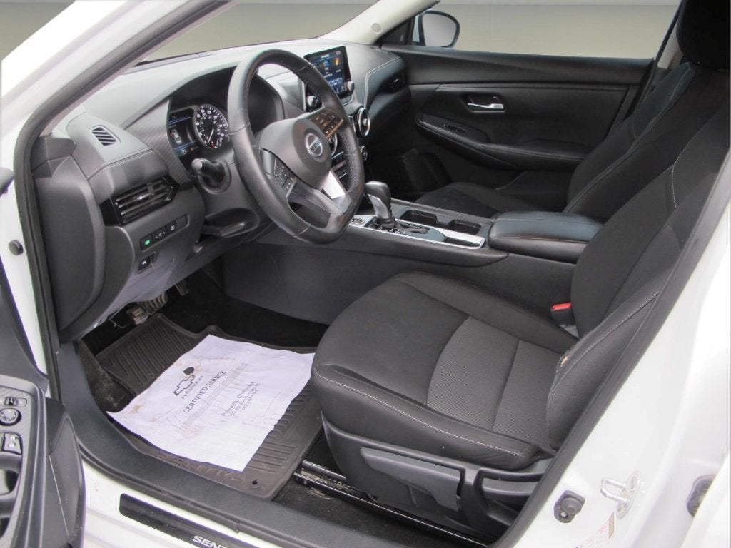 2022 Nissan Sentra SV Xtronic CVT