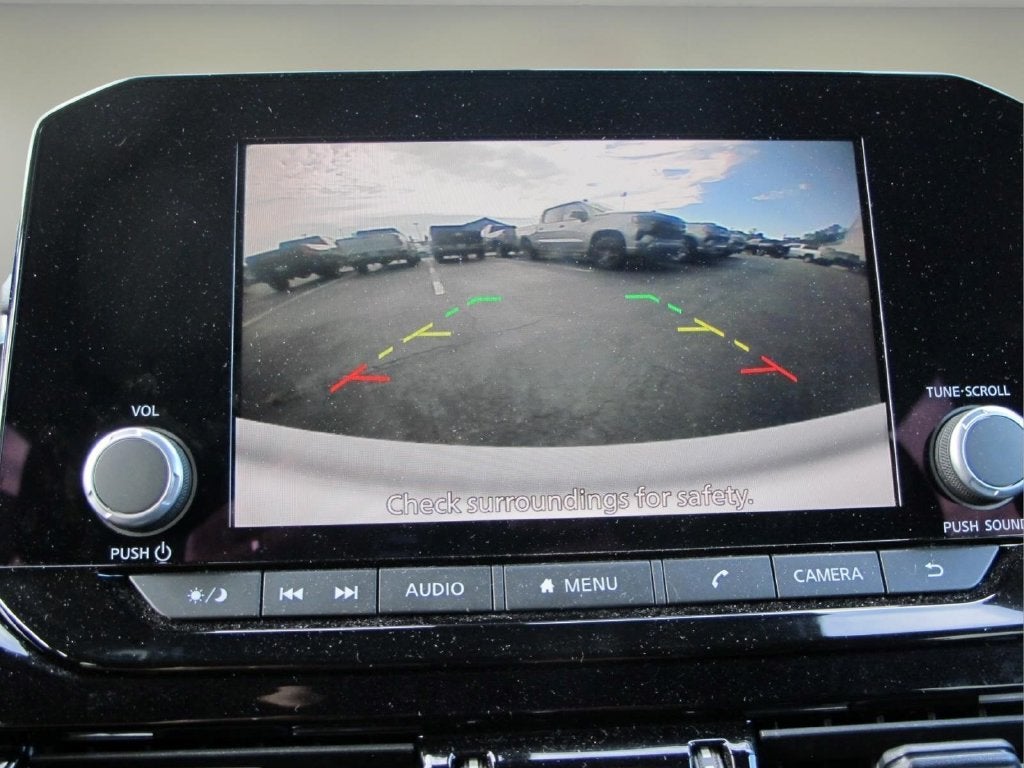 2024 Nissan Pathfinder SV FWD
