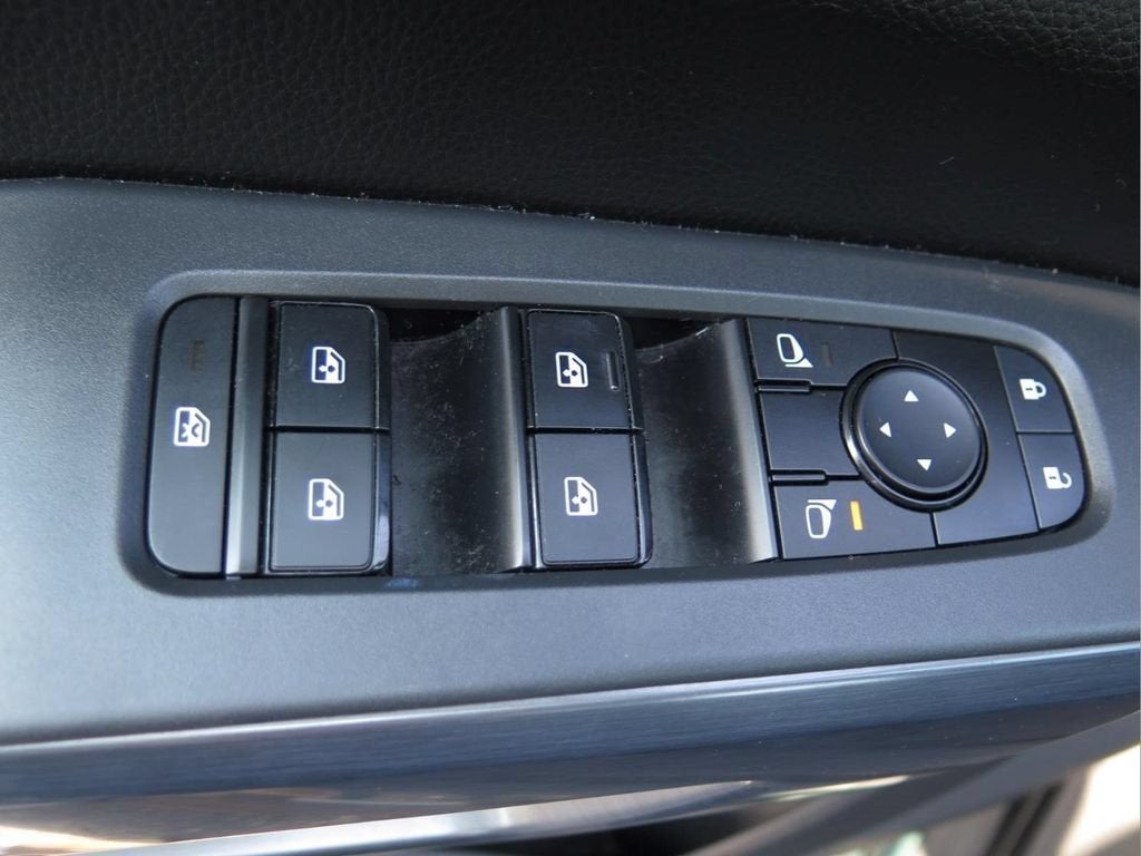 2023 Nissan Pathfinder Rock Creek 4WD