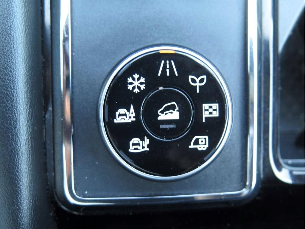 2023 Nissan Pathfinder Rock Creek 4WD