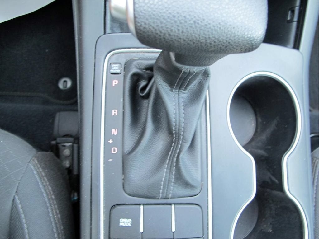 2020 Kia Sorento 2.4L LX