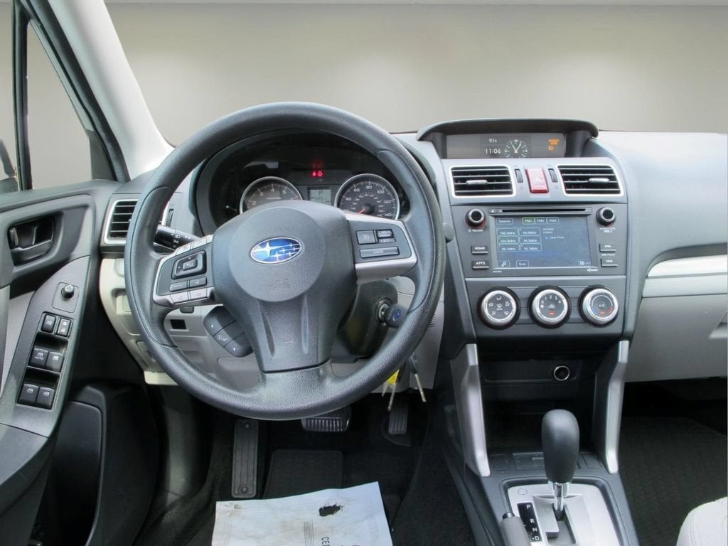 2016 Subaru Forester 2.5i