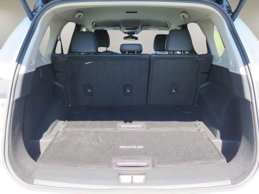 2024 Nissan Rogue SL FWD