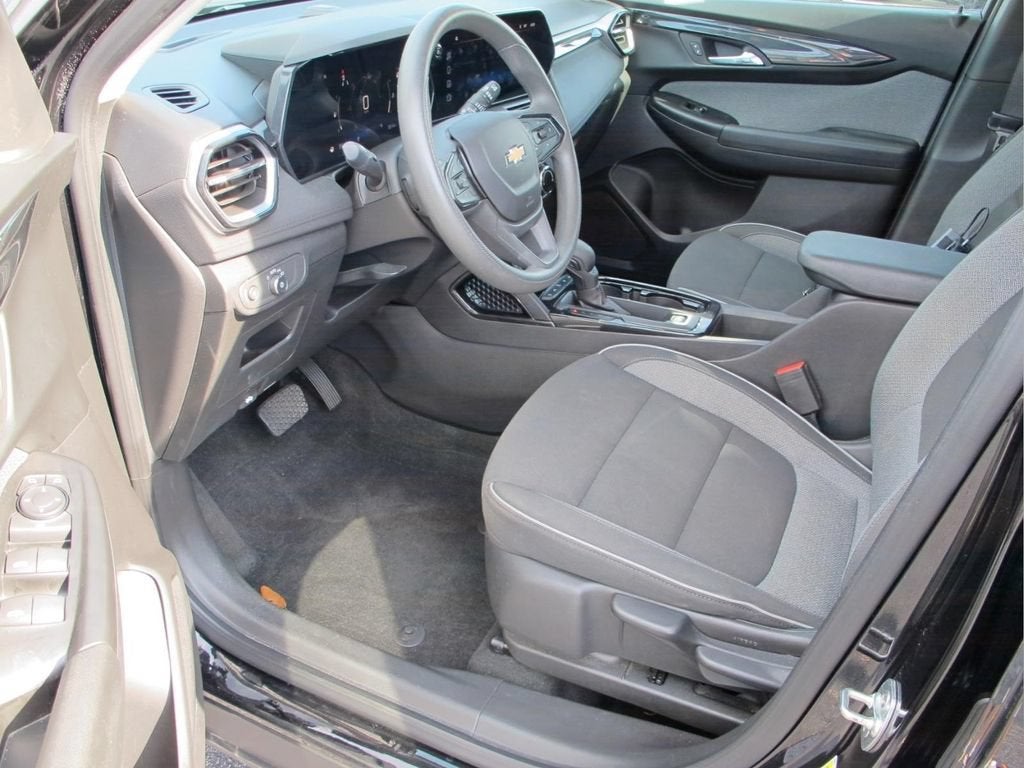 2024 Chevrolet Trailblazer LS