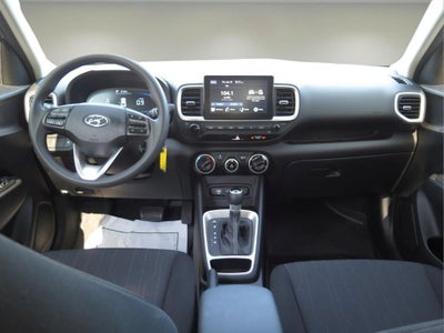 2025 Hyundai Venue SE