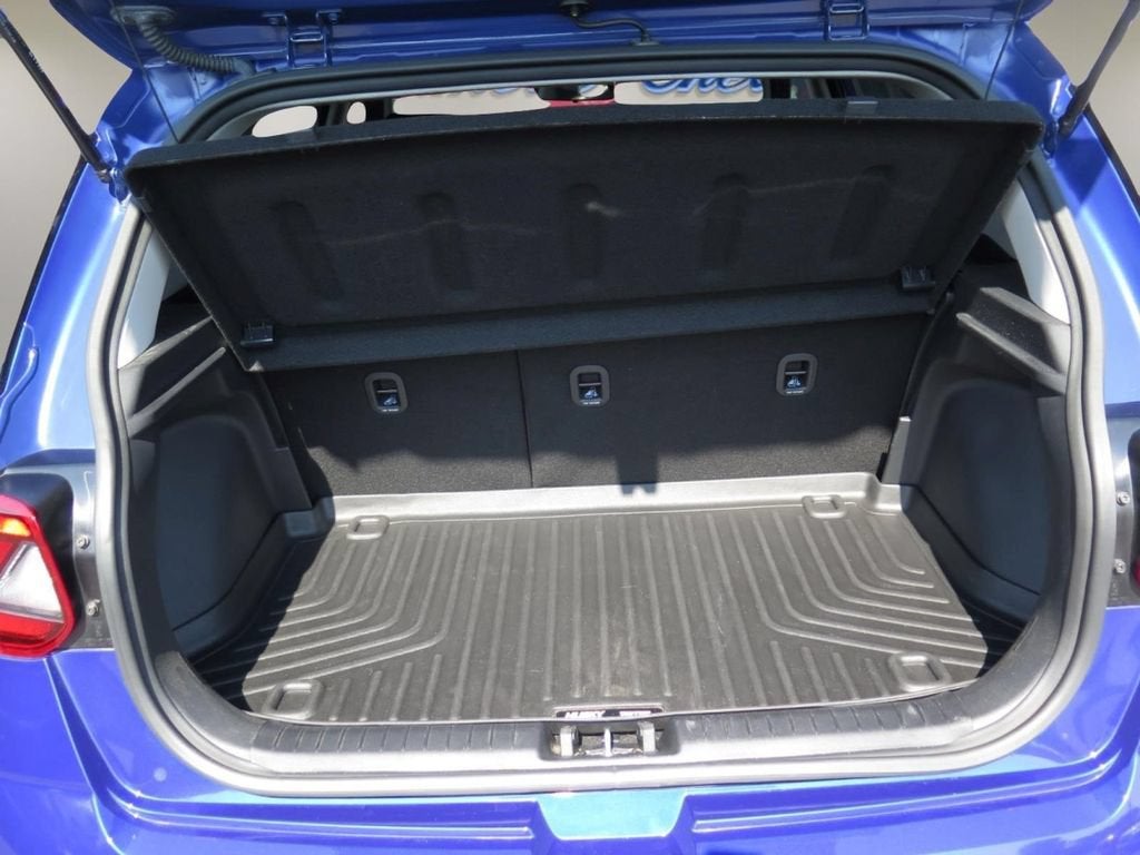2025 Hyundai Venue SE
