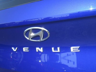 2025 Hyundai Venue SE